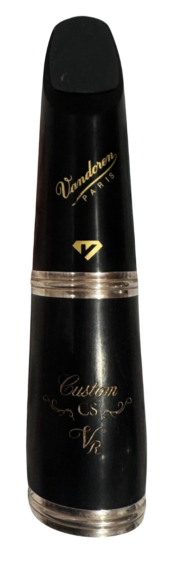 Clarinet mouthpiece attached to the barrel